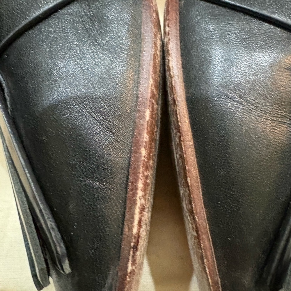 Tory Burch Black Leather Multi Logo Kiltie Heeled Loafers - Size 7.5 - Picture 4 of 8